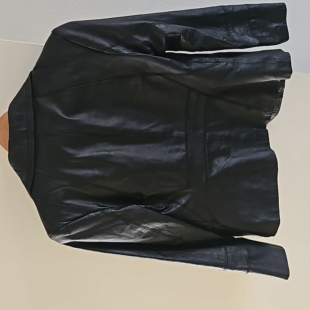 Black Leather jacket, blazer style. - Picture 3 of 10